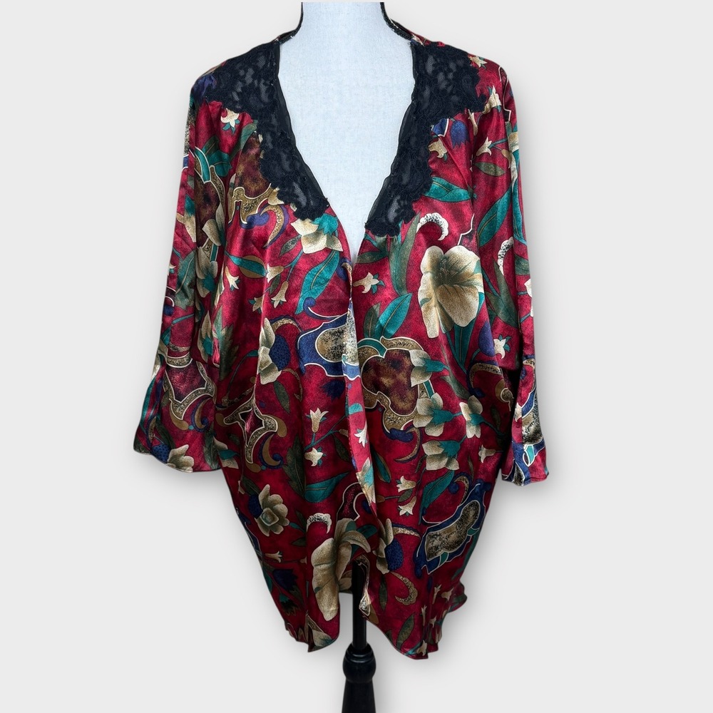 Vintage Victorias Secret Gold Label Floral Kimono Red‎ Black Lace Trim Medium SM